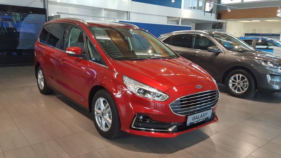 Ford Galaxy, hatchback, TITANIUM 5D 2,0 EcoBlue 140 kW / 190 k 8st. automatická, barva červená