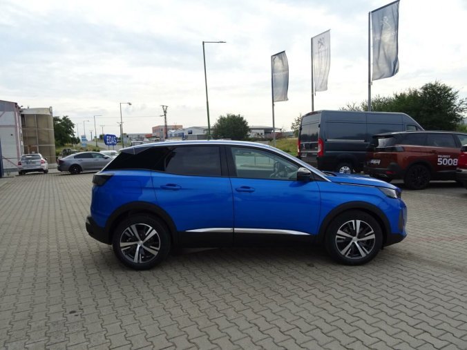 Peugeot 3008, Peugeot 3008 ALLURE 1.5 BlueHDi 130 MAN6, barva modrá