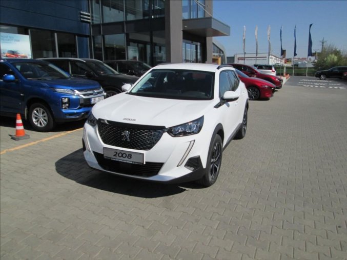 Peugeot 2008, 1,2 1.2 100k Allure S&S MAN6, barva bílá