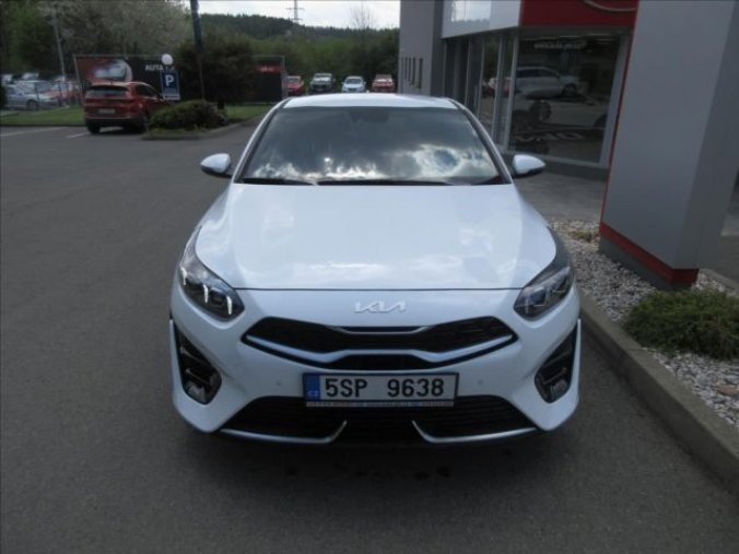 Kia ProCeed, 1,5 CD  T-GDi GPF, barva bílá