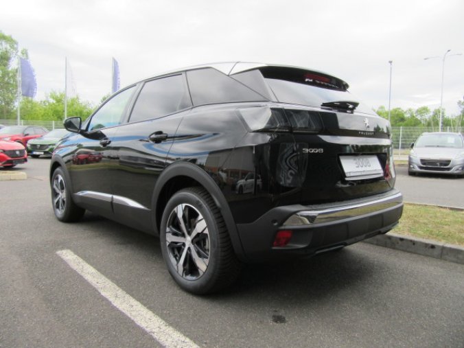 Peugeot 3008, ALLURE 1.5 BHDi 130k MAN6, barva černá