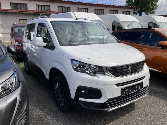 Peugeot Rifter, ALLURE 1.5 BlueHDi 130 MAN6, barva bílá