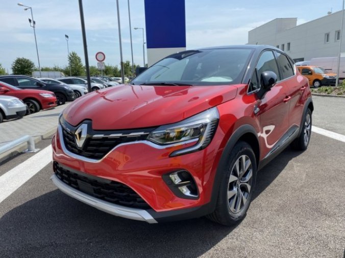 Renault Captur, Intens TCe 130, barva červená