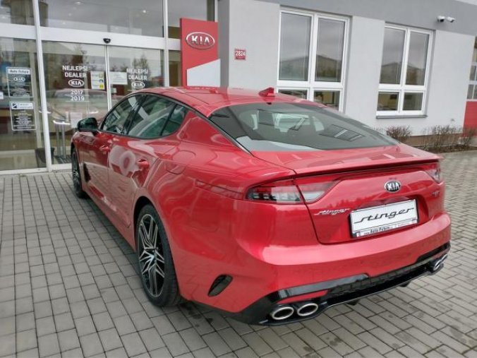 Kia Stinger, 3.3 V6 T-GDi 4x4 8A/T GT MY21, barva červená