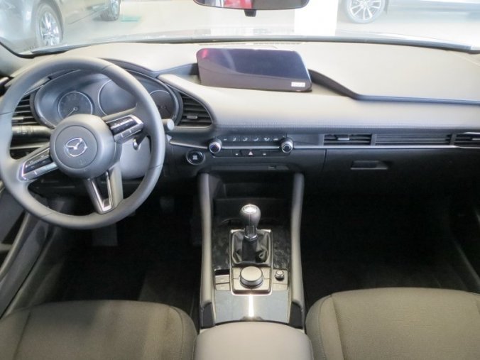 Mazda 3, 2,0 Skyactiv-G, barva šedá