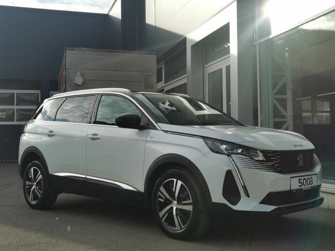 Peugeot 5008, Peugeot 5008 GT 1.5 BHDi 130k EAT8, barva bílá