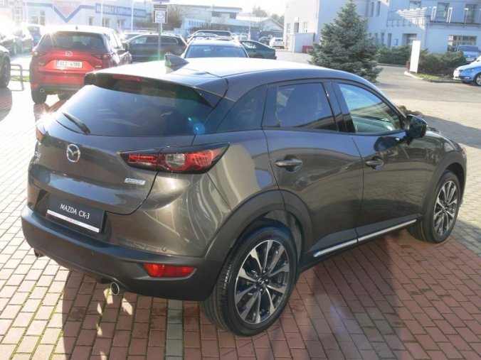 Mazda CX-3, 2.0 Skyactiv G150 AWD A/T + NAVI, barva šedá