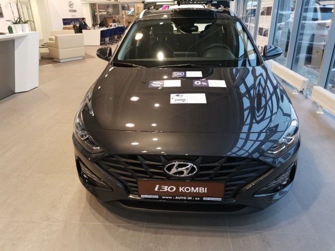 Hyundai i30, kombi, Nová kombi Comfort 1,0 T-GDI 88 kW, barva šedá