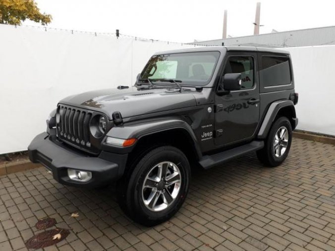 Jeep Wrangler, 2,0T 270 PS Sahara, barva šedá