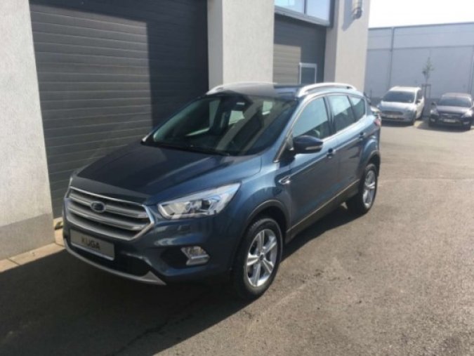 Ford Kuga, 1.5 EcoBoost, barva modrá