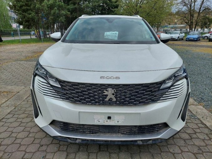 Peugeot 5008, Peugeot 5008 GT BlueHDI 130 S&S EAT8, barva bílá