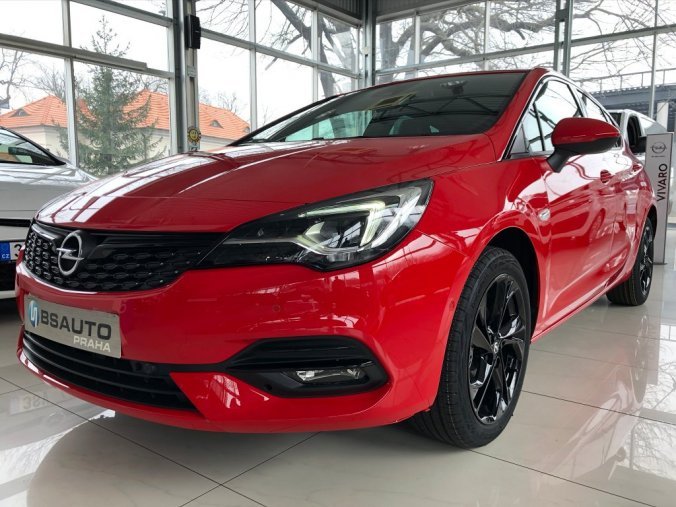 Opel Astra, Elegance 1,2Turbo + ZP zdarma, barva červená