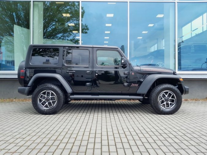 Jeep Wrangler, Unlimited 2,0T  Rubicon ČR, barva černá