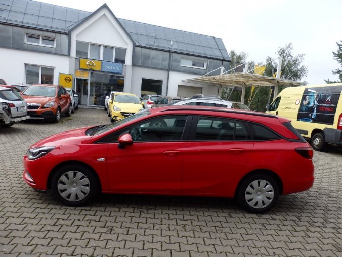 Opel Astra, Astra K ST Smile 1,4Turbo 92kW, barva červená