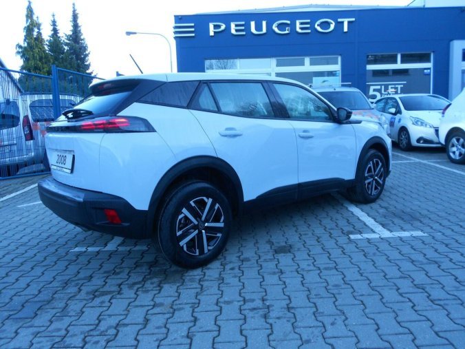 Peugeot 2008, Peugeot 2008 STYLE Hybrid 136 e-DCS6, barva bílá