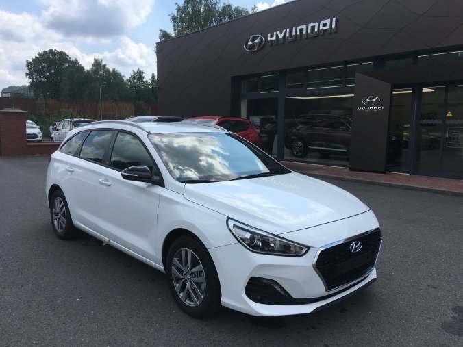 Hyundai i30, 1,0 T-GDI 88 kW (95 NAT) 6 st. man, barva bílá