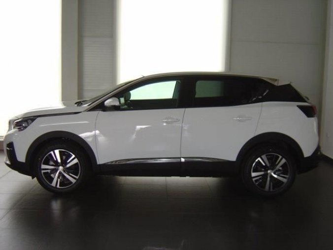 Peugeot 3008, Allure 1.5 BlueHDi 130 S&S EAT8, barva bílá