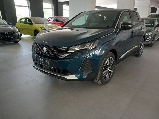 Peugeot 3008, Peugeot 3008 Allure Pack BlueHDI 130 S&, barva modrá