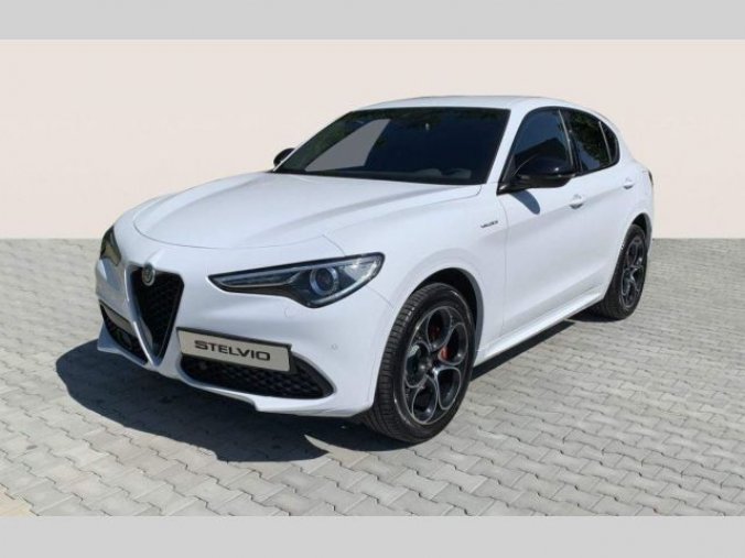 Alfa Romeo Stelvio, 2.0 Turbo 280k Q4 VELOCE, barva bílá