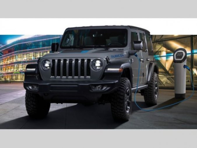 Jeep Wrangler, 2.0T 4xe PHEV 380k 8AT 80TH An, barva zelená