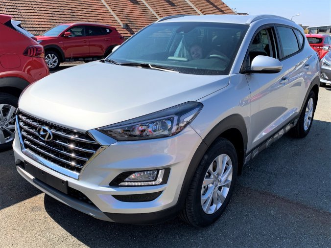 Hyundai Tucson, 1,6 T-GDi 130 kW (95 NAT) 6 st. man, barva stříbrná