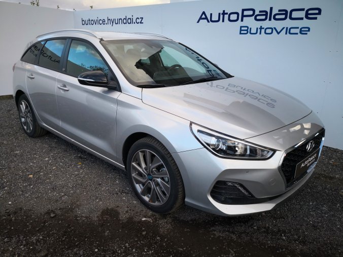 Hyundai i30, 1,4 T-GDI 103 kW (95 NAT) 6 st. man, barva stříbrná