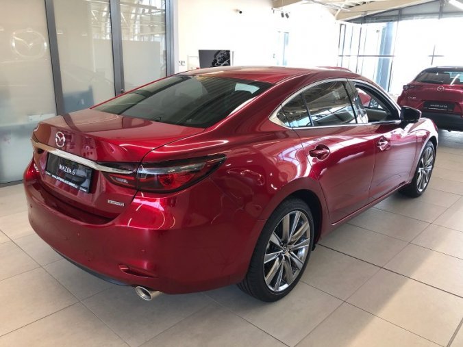 Mazda 6, 2.5i 194k, barva červená