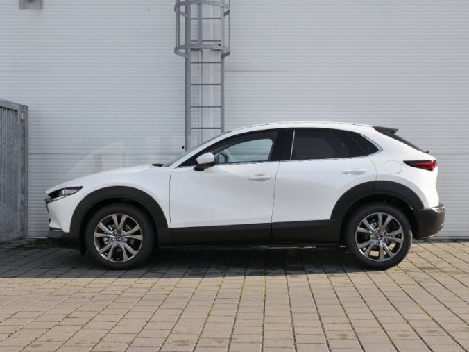 Mazda CX-30, 2,0 Skyactiv-G 122k/90kW MAN, barva bílá