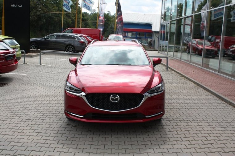 Mazda 6, SKYACTIV-G, barva červená