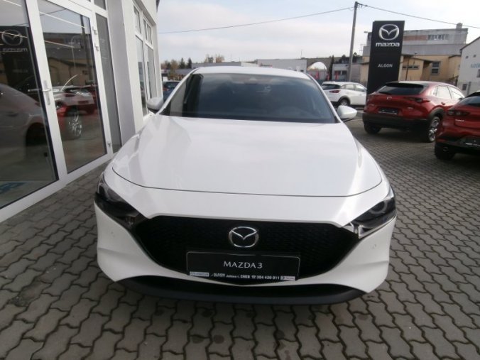 Mazda 3, Skyactiv GT 180, barva bílá