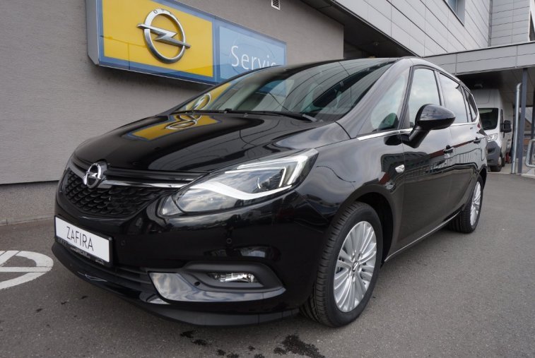 Opel Zafira, INNOVATION 7 míst 100kW, barva černá