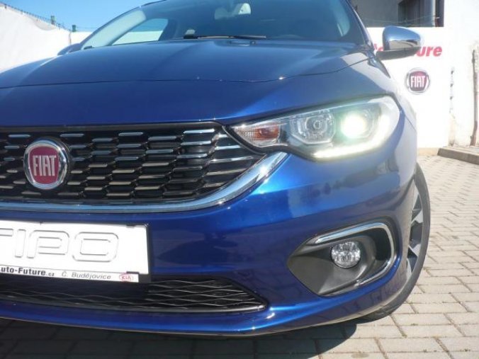 Fiat Tipo, SW 1.4 95k Mirror, barva modrá