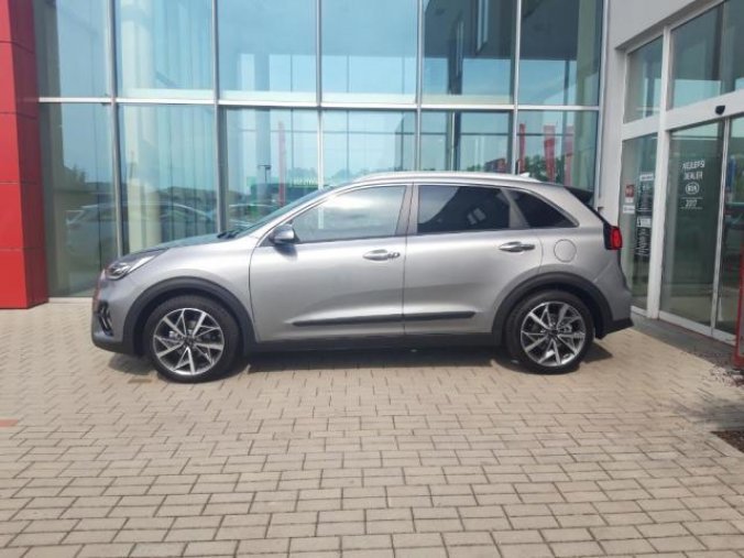 Kia Niro, 1,6 GDi HEV Exclusive Style, barva stříbrná