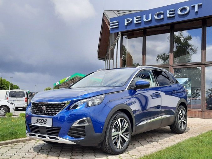 Peugeot 3008, ALLURE 1,5 BHDi 130k EAT8, barva modrá