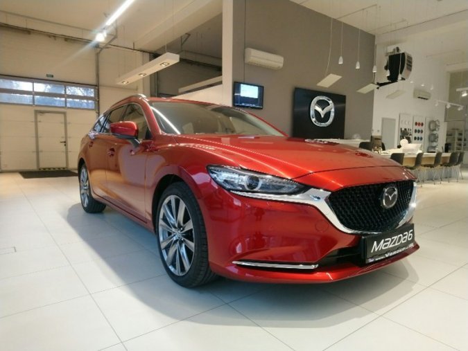 Mazda 6, 2,2D 184k A/T AWD, barva červená