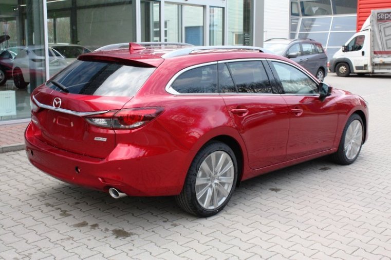 Mazda 6, SKYACTIV-G, barva červená