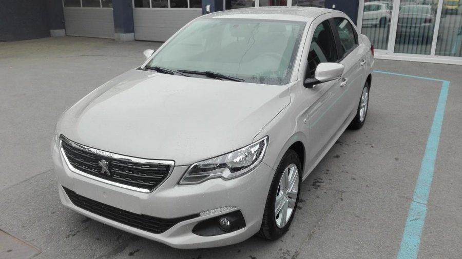 Peugeot 301, ALLURE 1.5 BlueHDi 100 MAN6, barva šedá