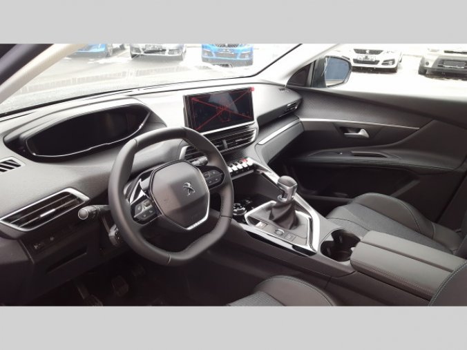 Peugeot 5008, ALLURE 1.5 BlueHDi 130k MAN6, barva šedá