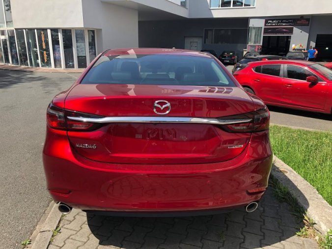 Mazda 6, 2.5i G 194K, barva červená