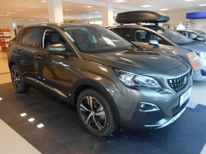 Peugeot 3008, 3008 ALLURE 1.2 PureTech 130 S, barva šedá