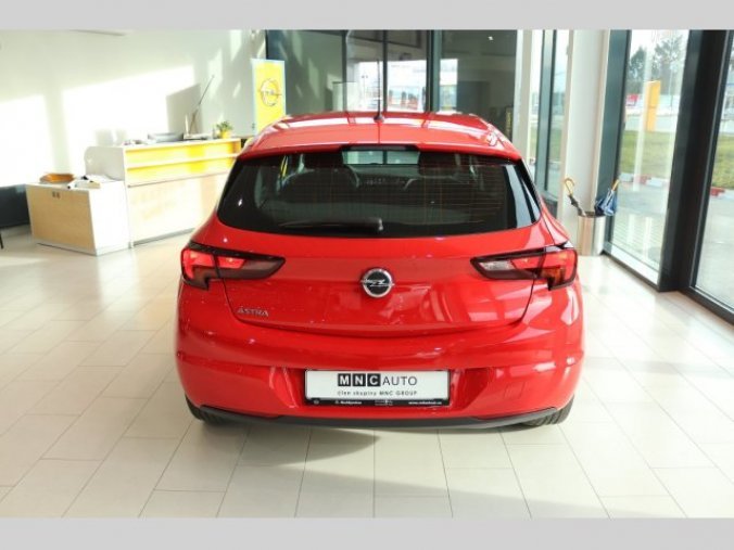 Opel Astra, SMILE 1.4 Turbo 92 kW, barva červená