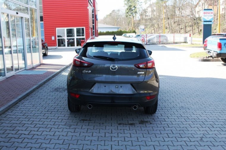 Mazda CX-3, SKYACTIV-G, barva šedá