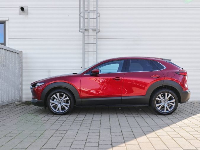 Mazda CX-30, 2,0 Skyactiv-X 180k/132kW AT, barva červená