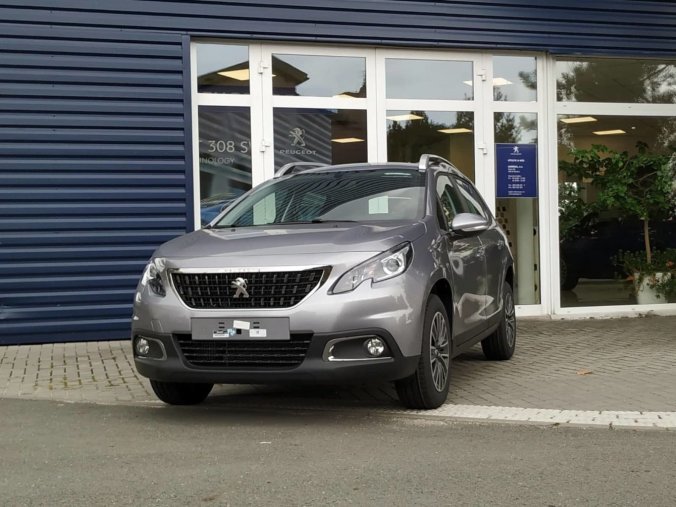 Peugeot 2008, ACTIVE 1.2 PureTech 110 S&S MAN6, barva šedá