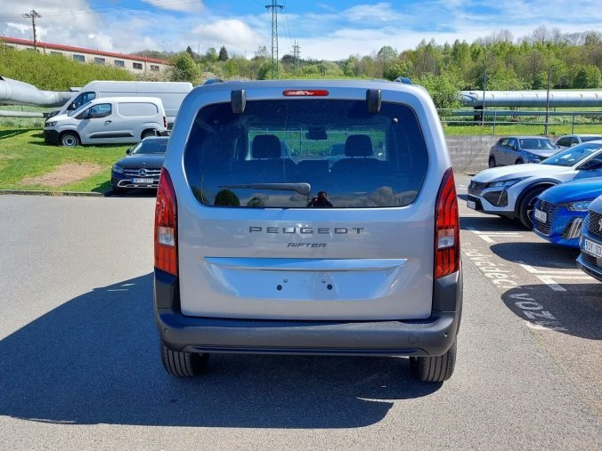 Peugeot Rifter, Peugeot Rifter ALLURE BlueHDi 130k MAN6 N1, barva šedá