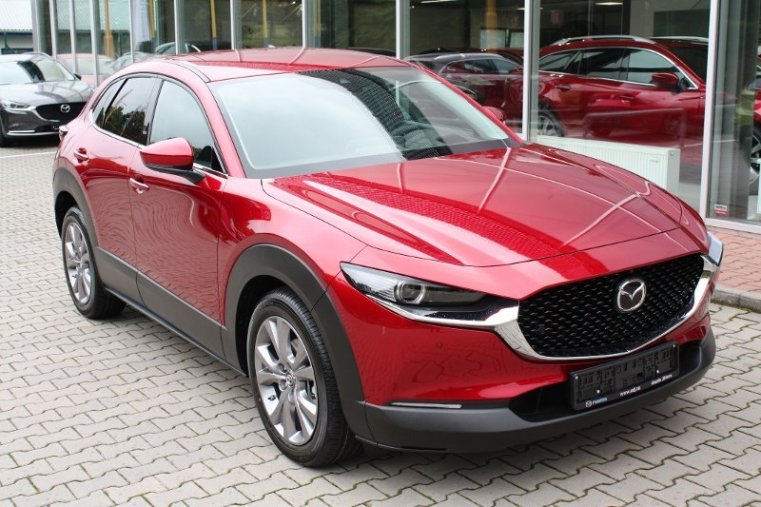 Mazda CX-30, SKYACTIV-G, barva červená