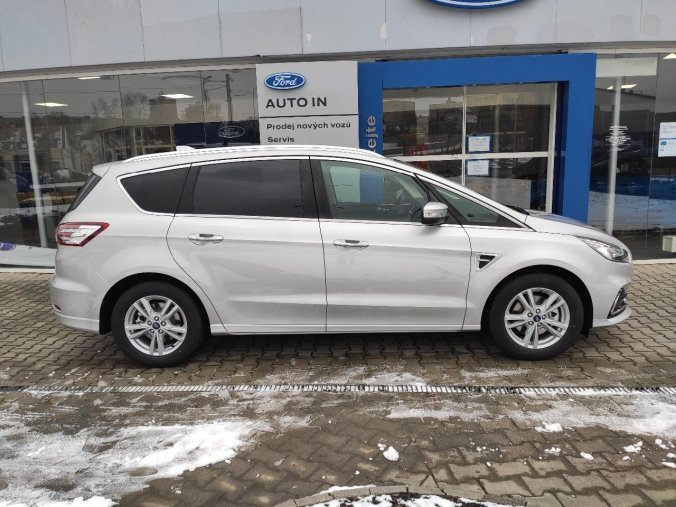 Ford S-MAX, hatchback, TITANIUM 5D 2,0 EcoBlue 140 kW / 190 k 8st. automatická, barva stříbrná