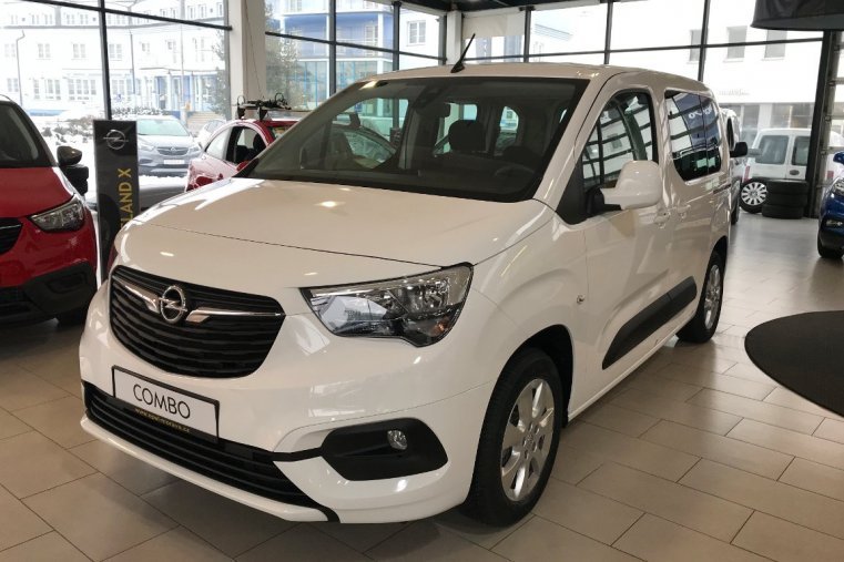 Opel Combo, LIFE 1.5 DTH L1H1 ENJOY IHNED, barva bílá