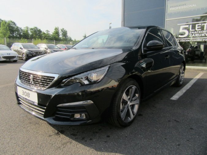 Peugeot 308, GT-line 1.2 PureTech 130k EAT8, barva černá