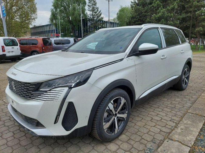 Peugeot 5008, Peugeot 5008 GT BlueHDI 130 S&S EAT8, barva bílá